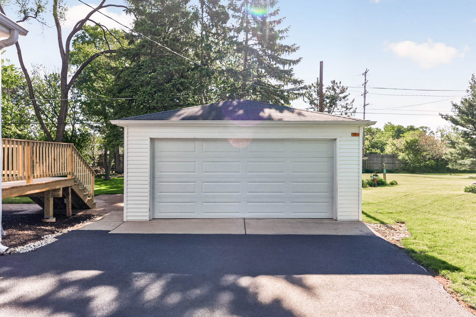 241 S Riverside Drive, Villa Park, IL 60181