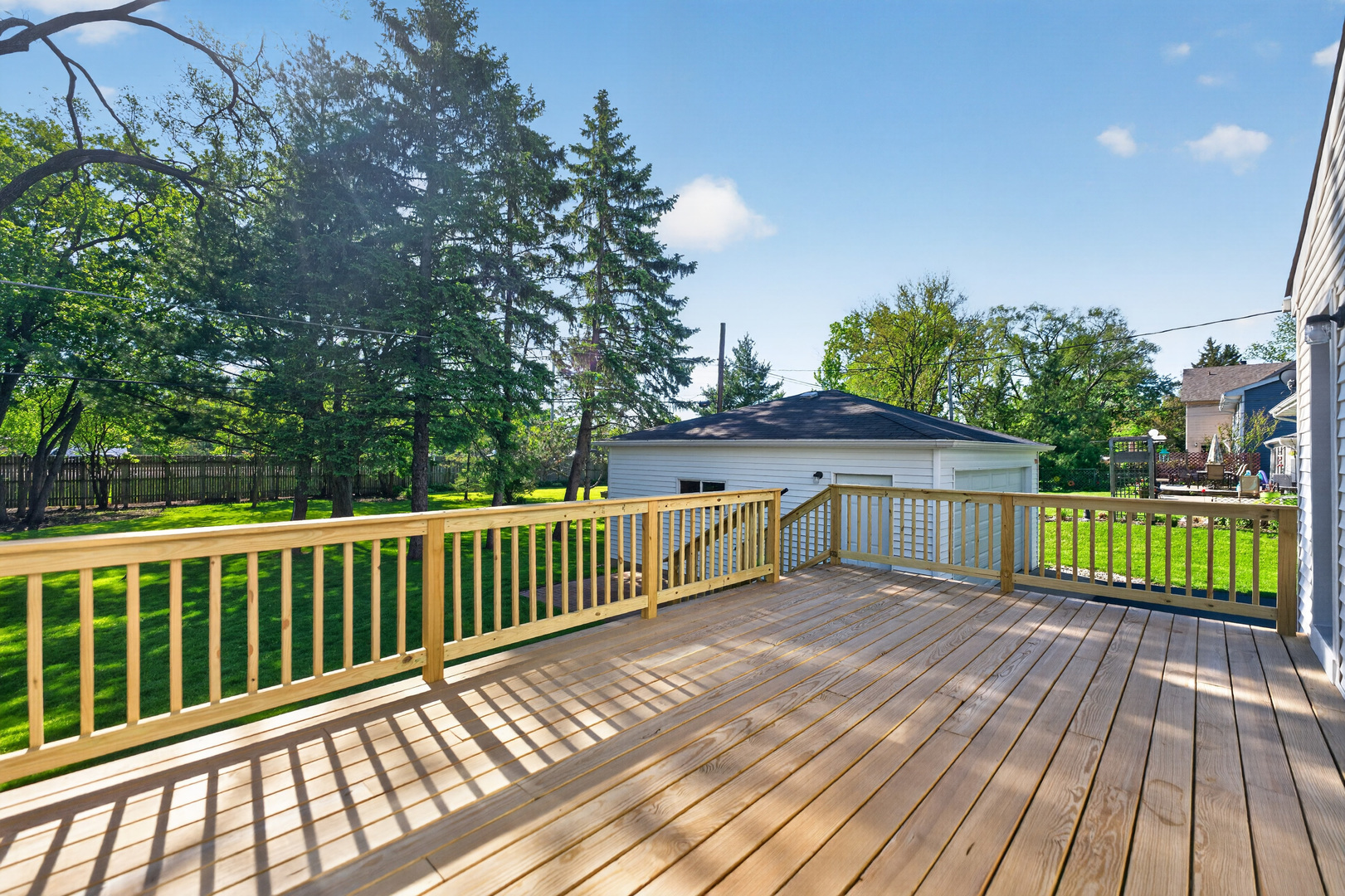 241 S Riverside Drive, Villa Park, IL 60181