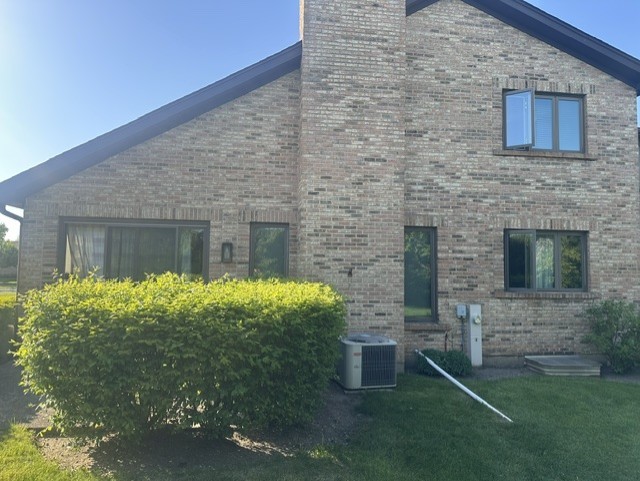 1767 Pebble Beach Drive, Hoffman Estates, IL 60169