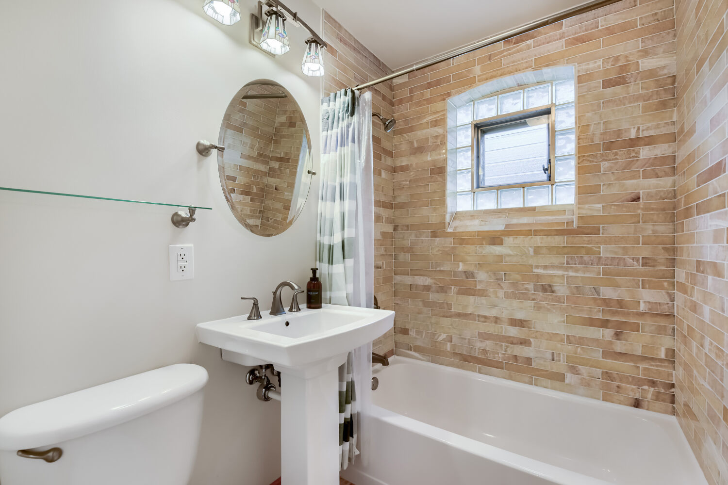 10401 S Trumbull Avenue, Chicago, IL 60655