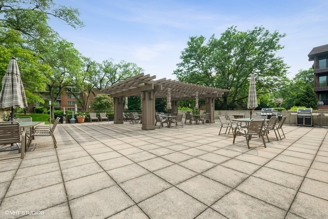 44 Park Lane #223, Park Ridge, IL 60068