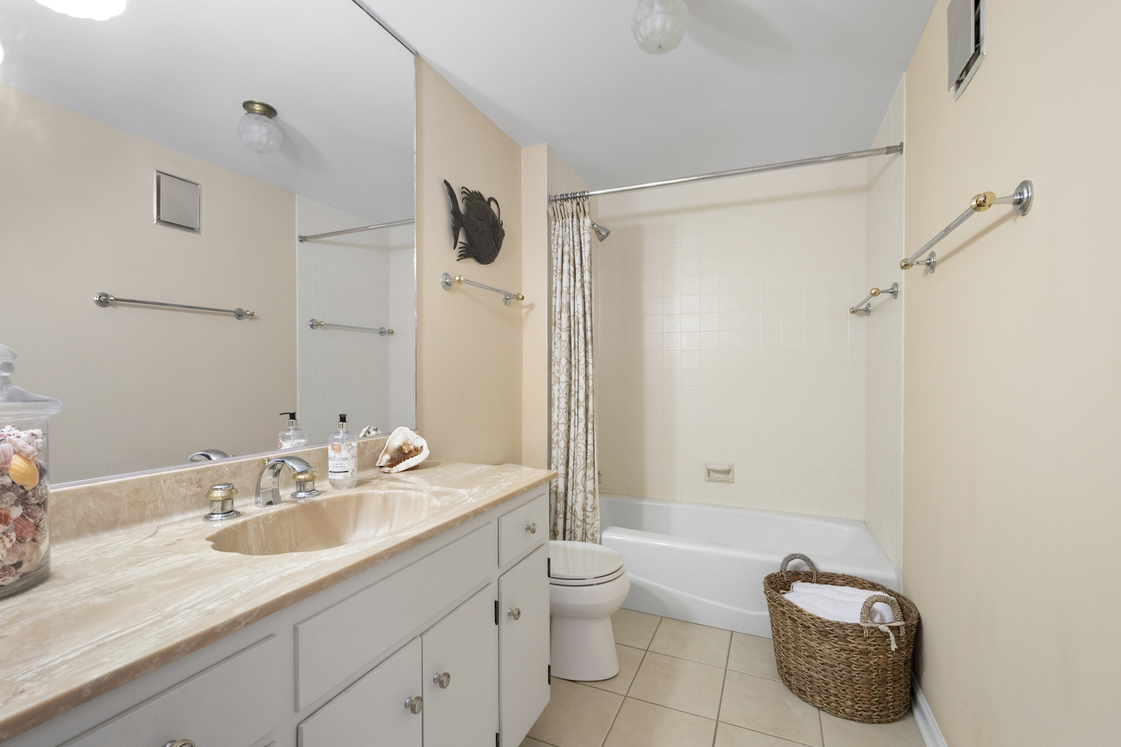 44 Park Lane #223, Park Ridge, IL 60068