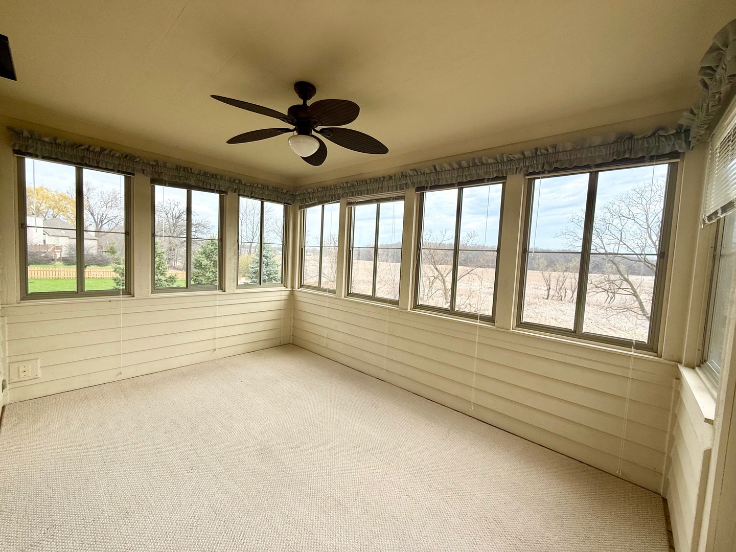 1118 Beachwood Court, Antioch, IL 60002