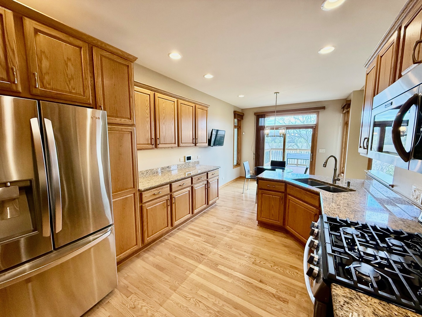 1118 Beachwood Court, Antioch, IL 60002