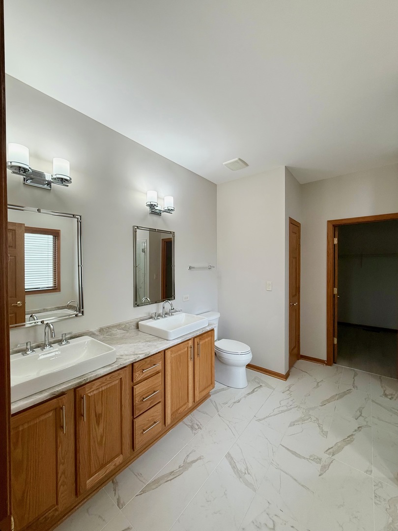 1118 Beachwood Court, Antioch, IL 60002