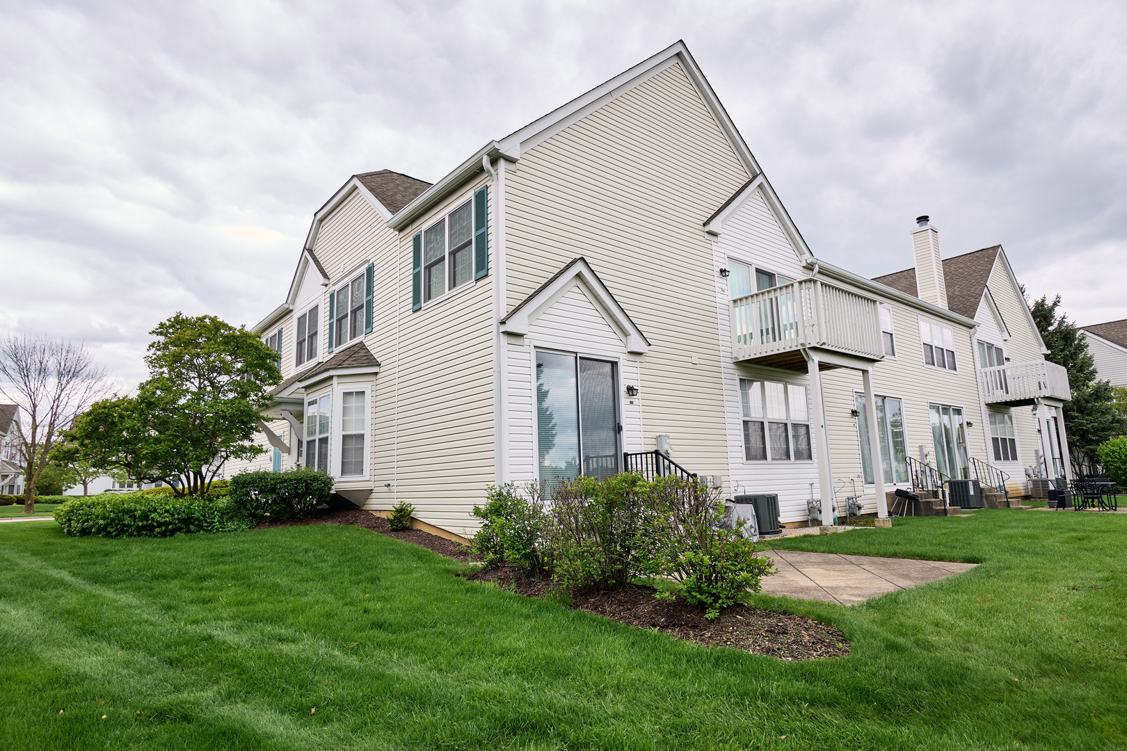 268 Gazebo Lane #38, Lombard, IL 60148