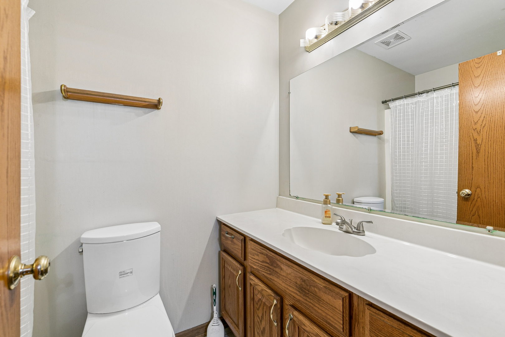 16803 92nd Avenue, Orland Hills, IL 60487