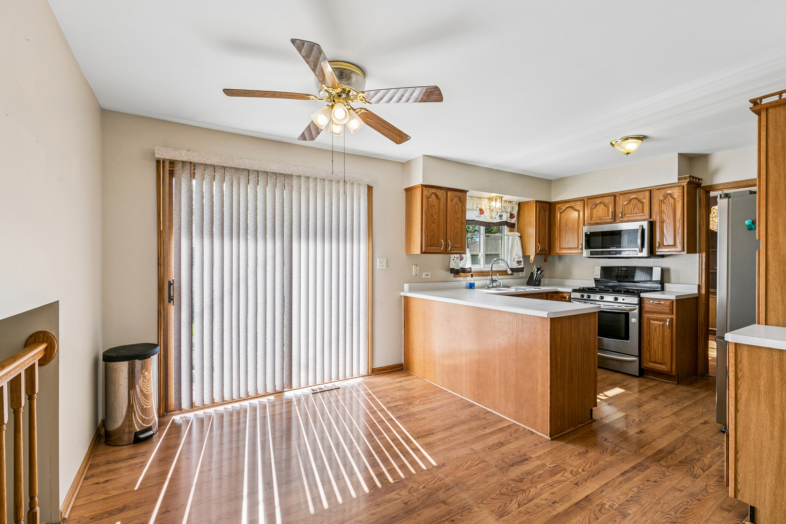 16803 92nd Avenue, Orland Hills, IL 60487