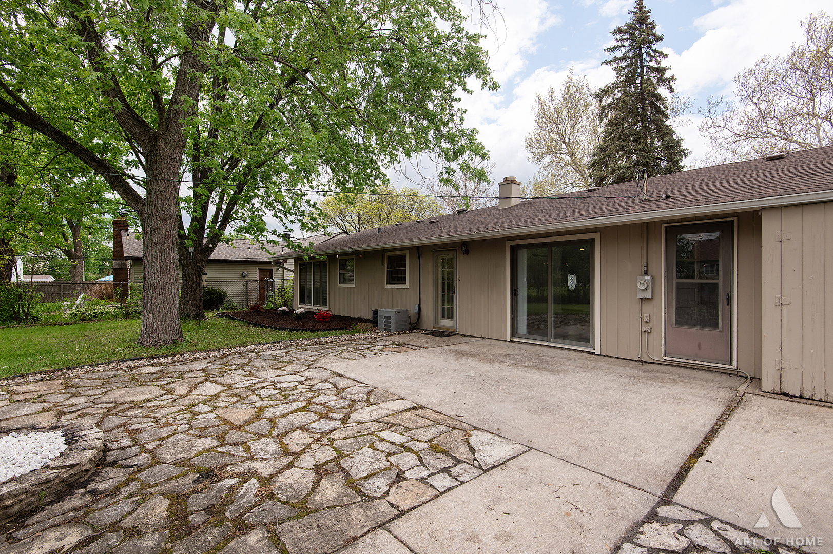 10231 Hawthorne Drive, Orland Park, IL 60462