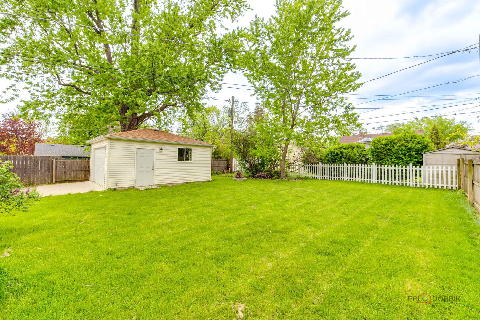 1027 St John Street, Elgin, IL 60120