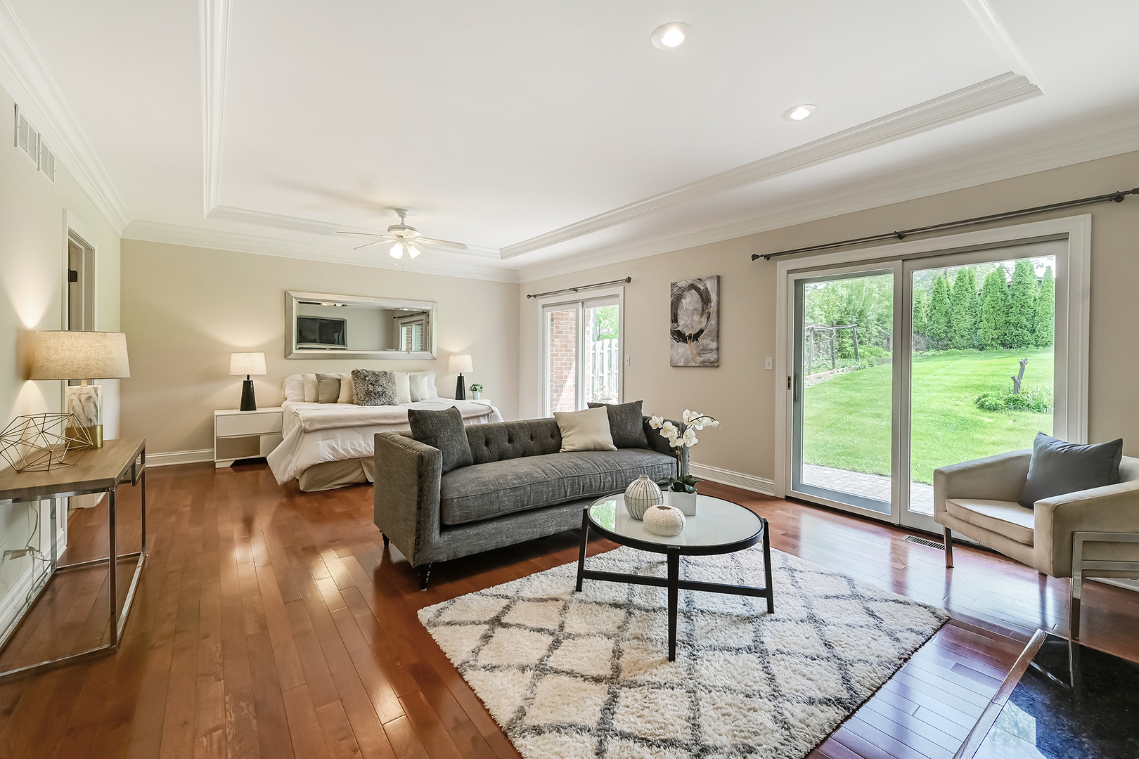 8827 Palisades Road, Burr Ridge, IL 60527