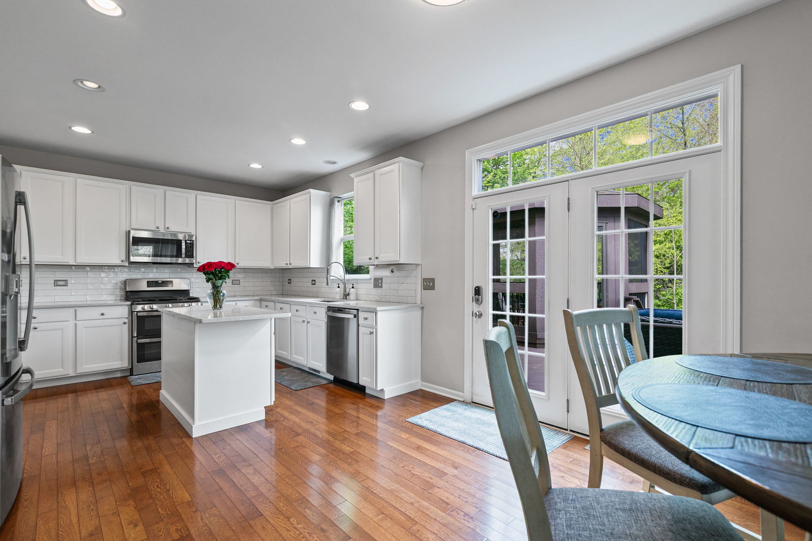 2030 LUCCA Court, Elgin, IL 60123