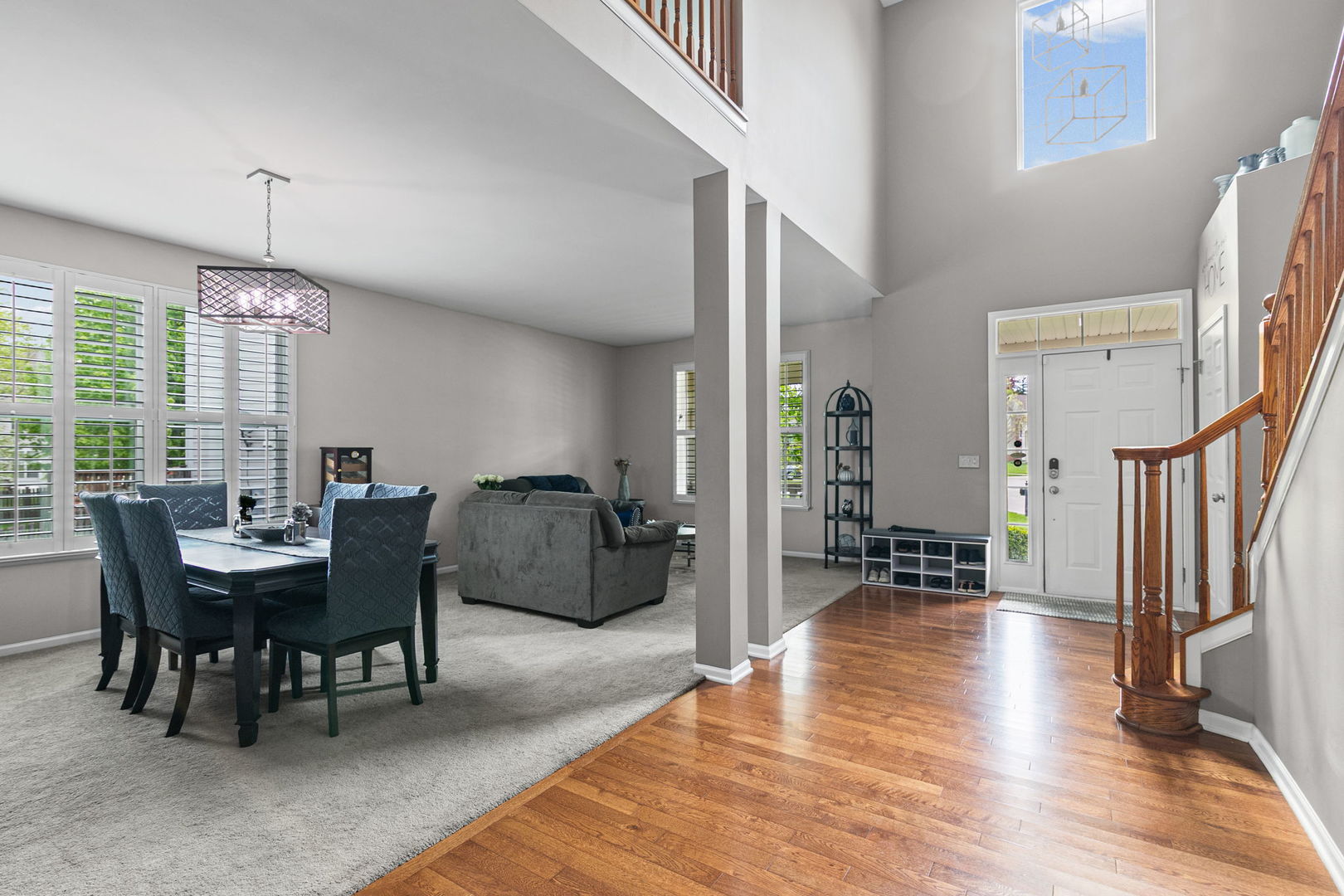 2030 LUCCA Court, Elgin, IL 60123