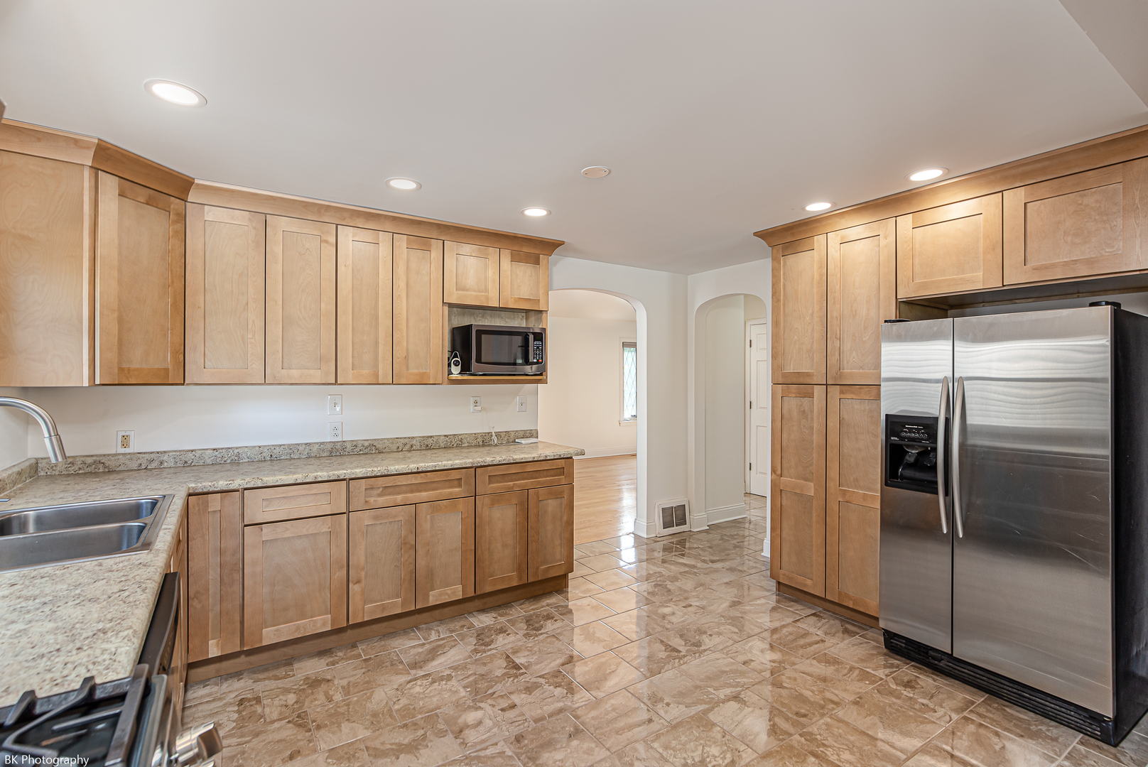 9418 Tulley Avenue, Oak Lawn, IL 60453