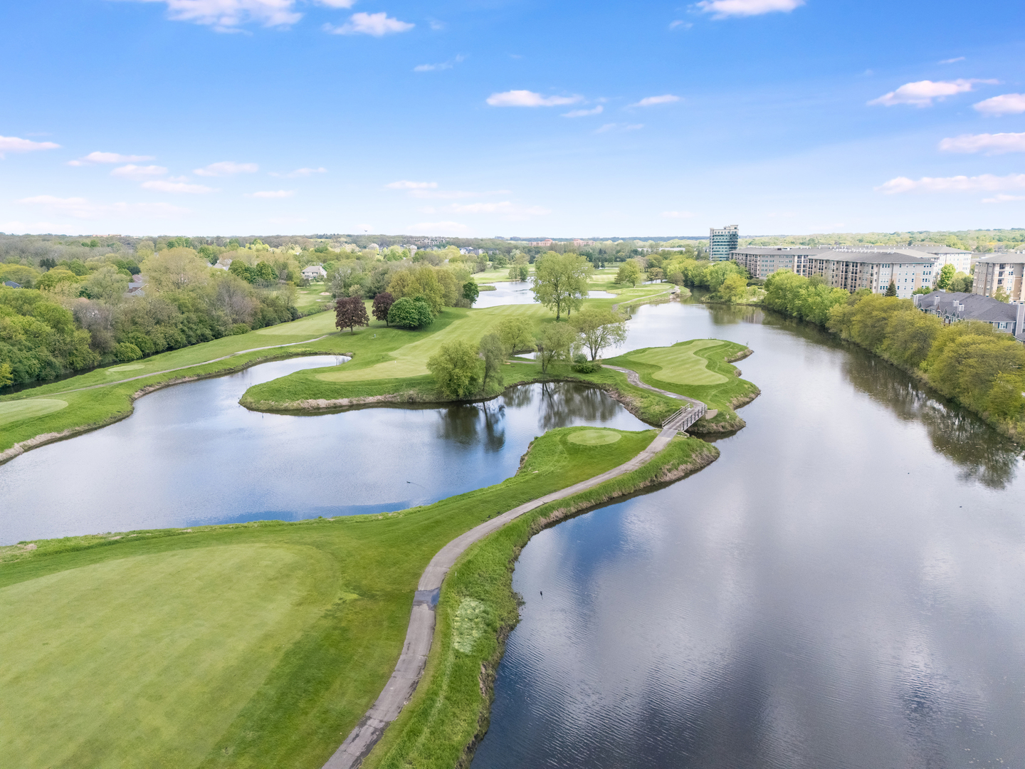 9 Brassie Court, Woodridge, IL 60517