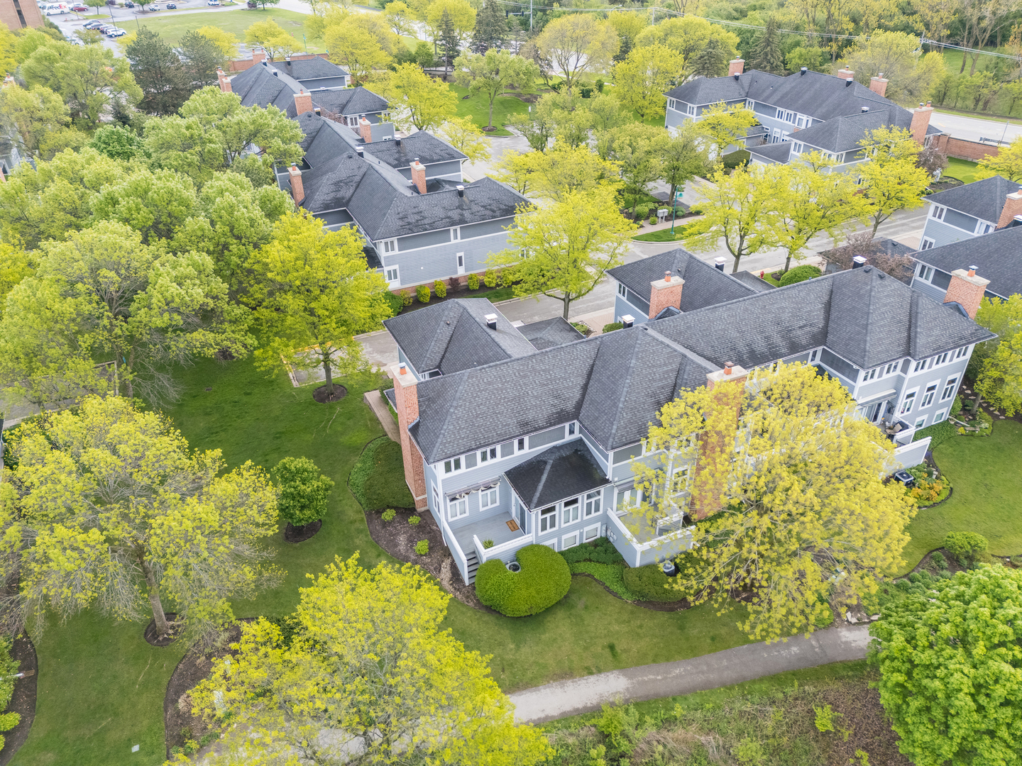9 Brassie Court, Woodridge, IL 60517