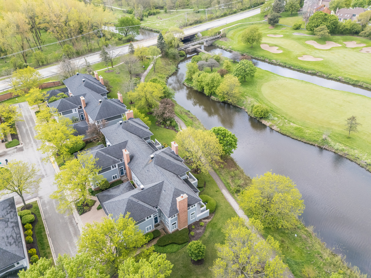 9 Brassie Court, Woodridge, IL 60517