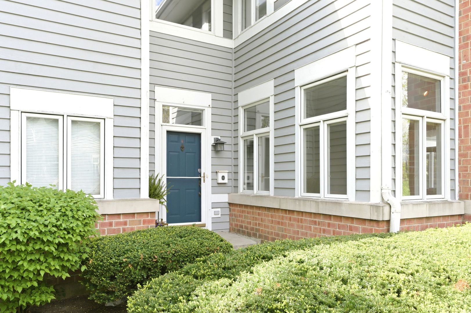 9 Brassie Court, Woodridge, IL 60517