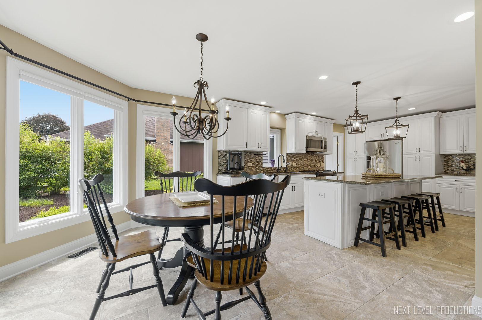 1650 Fox Trail Drive, Batavia, IL 60510