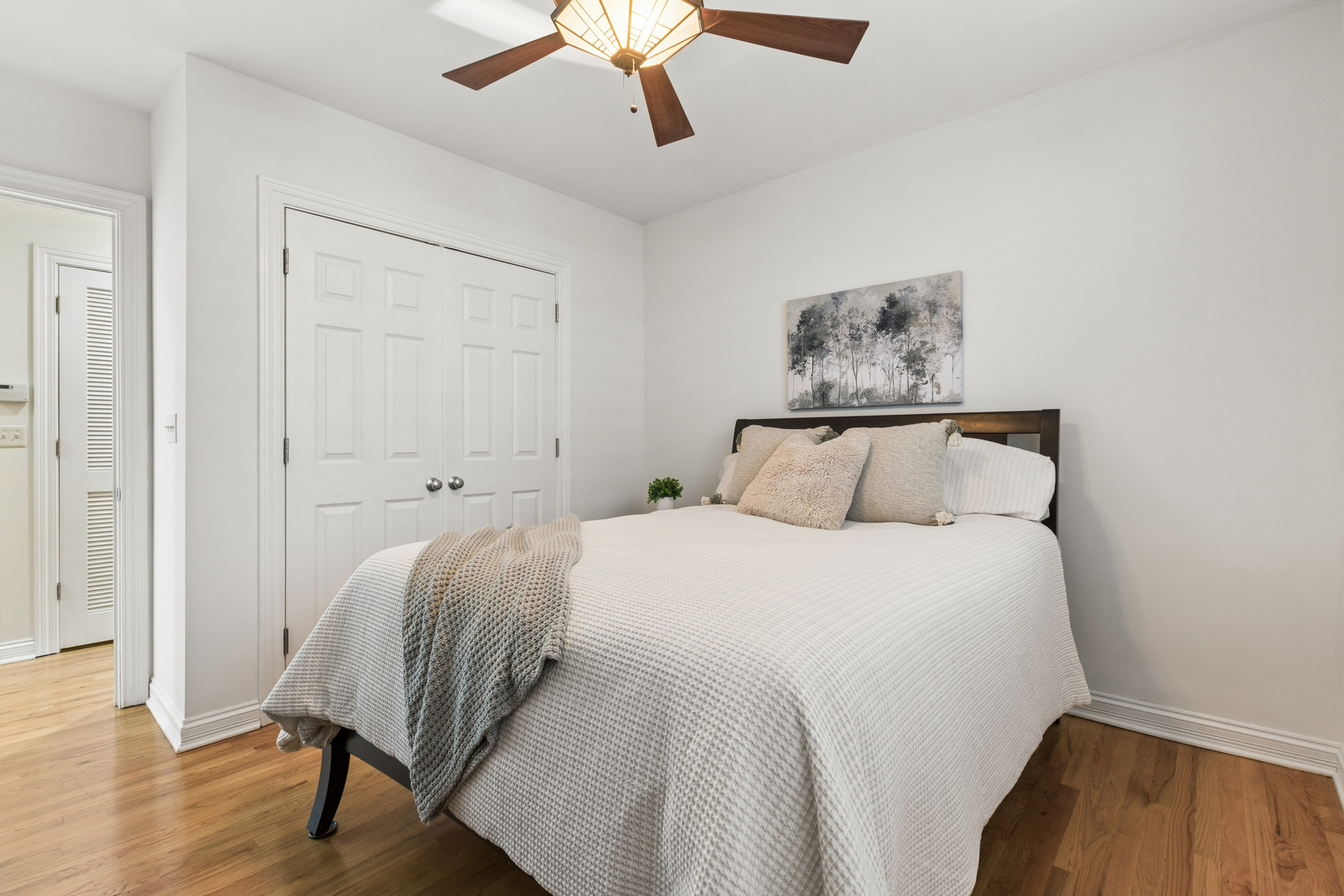 1152 W Roscoe Street #1W, Chicago, IL 60657