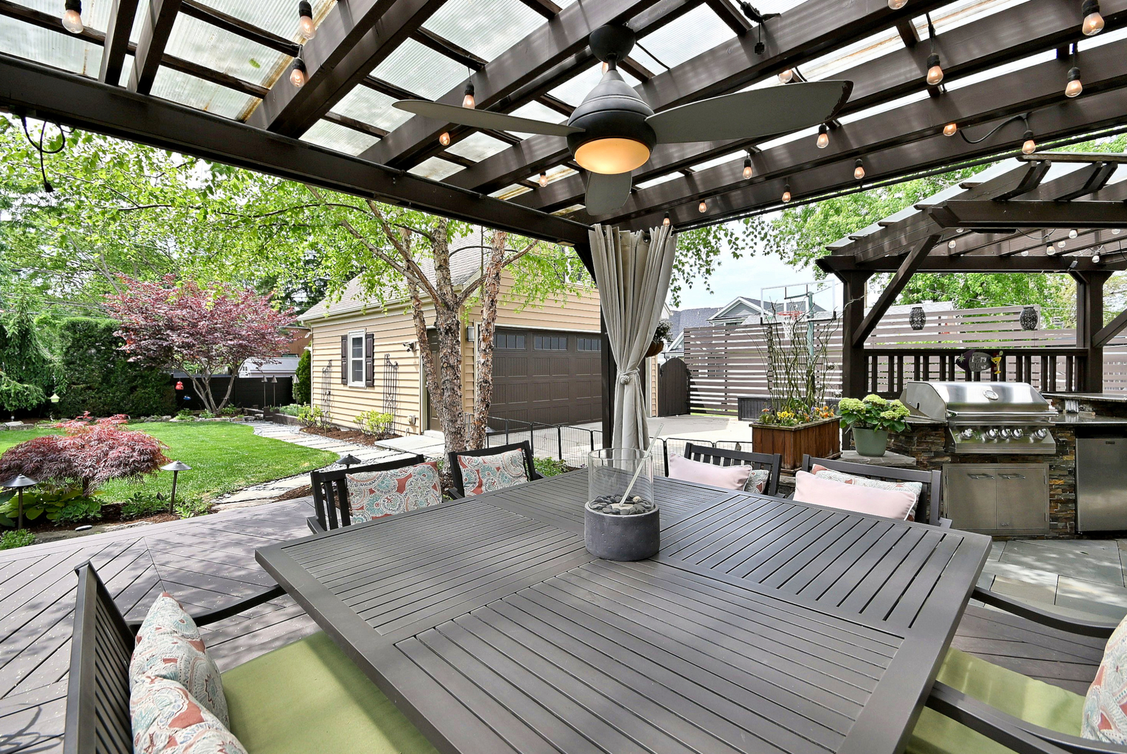 114 S Poplar Avenue, Elmhurst, IL 60126