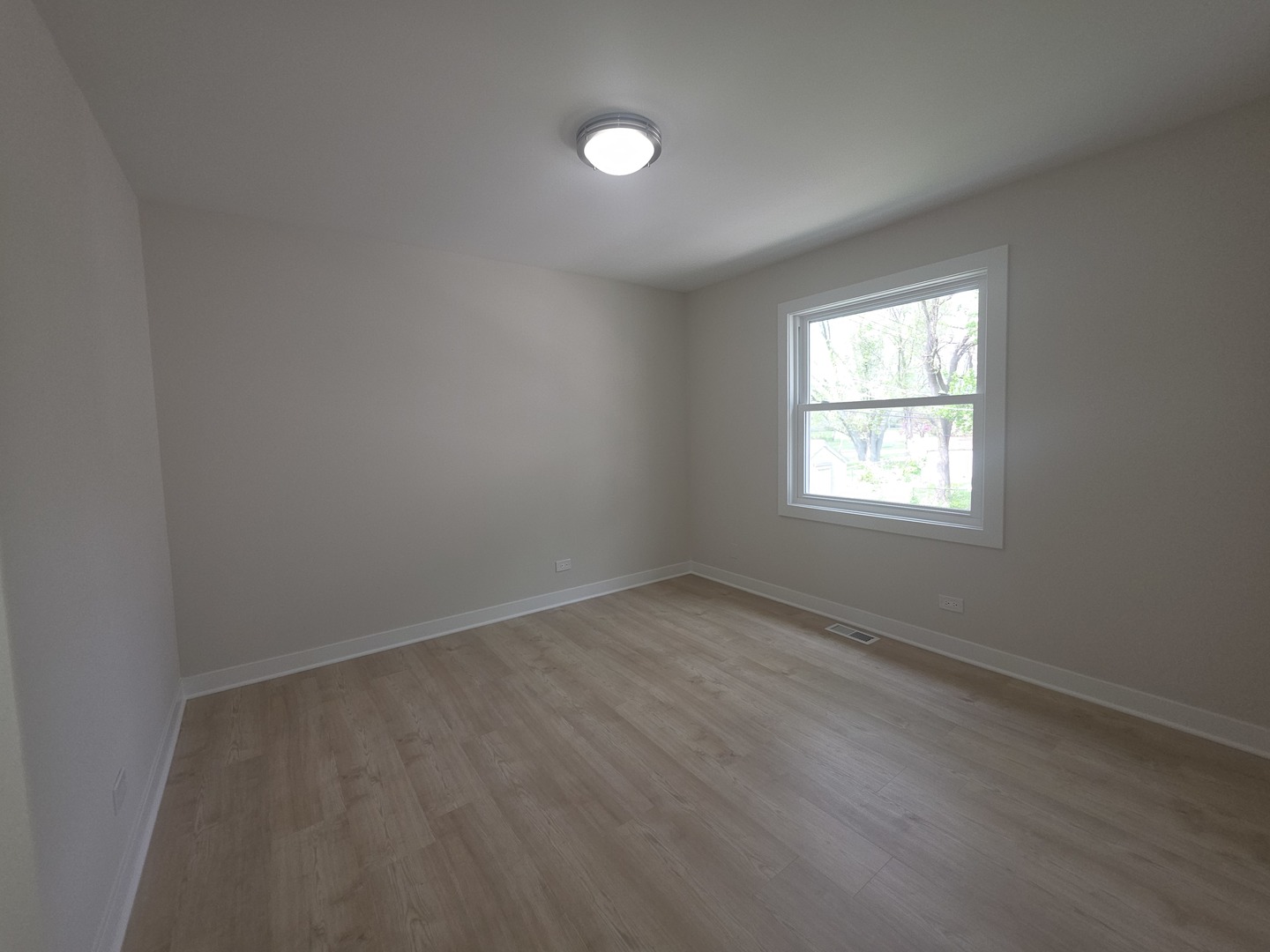 306 Brierhill Drive, Round Lake Park, IL 60073