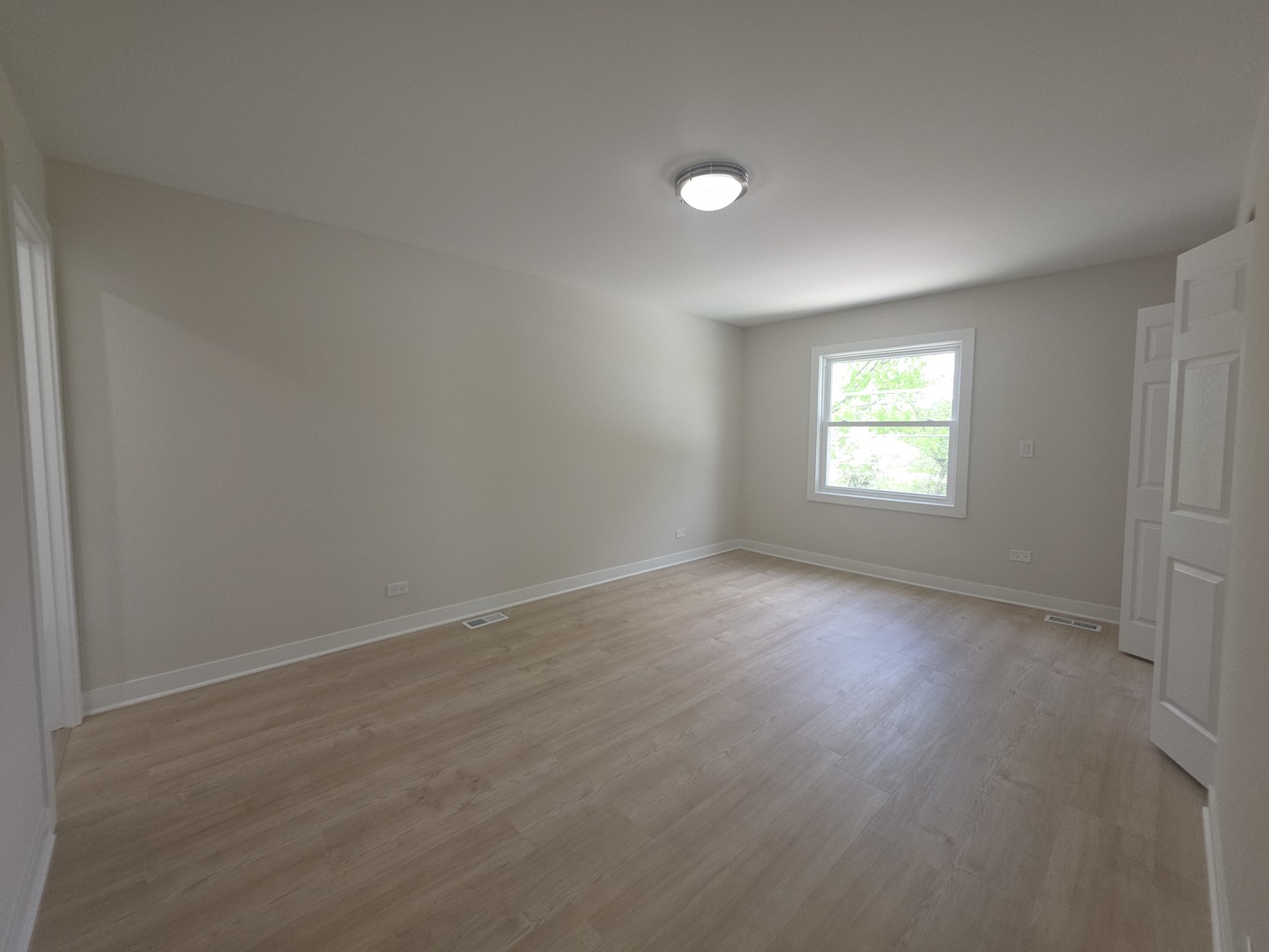 306 Brierhill Drive, Round Lake Park, IL 60073