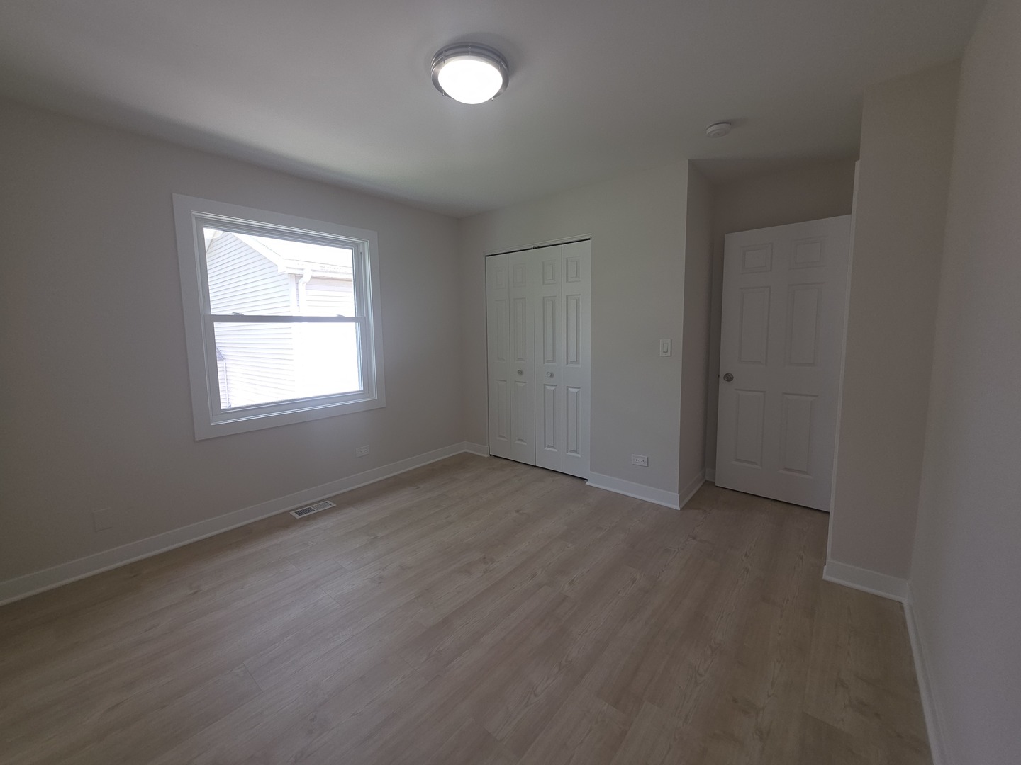306 Brierhill Drive, Round Lake Park, IL 60073