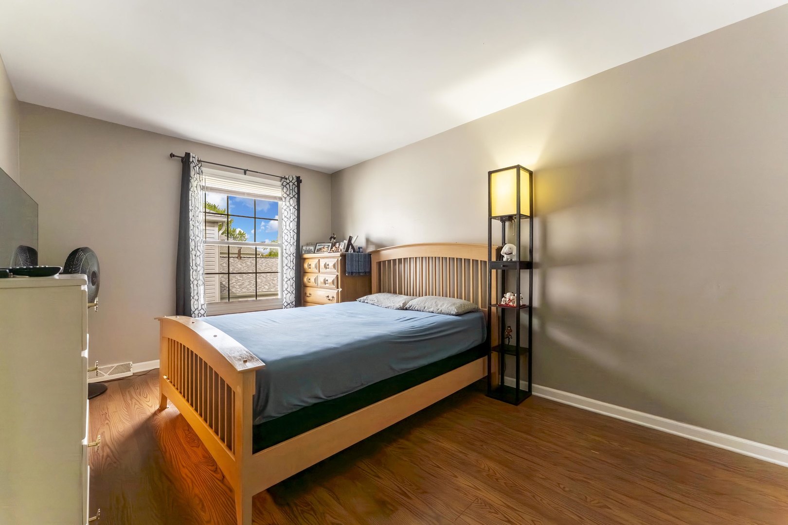 1261 Prairie Avenue #B, Glendale Heights, IL 60139
