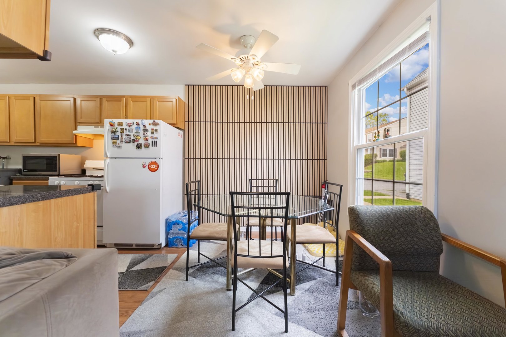 1261 Prairie Avenue #B, Glendale Heights, IL 60139