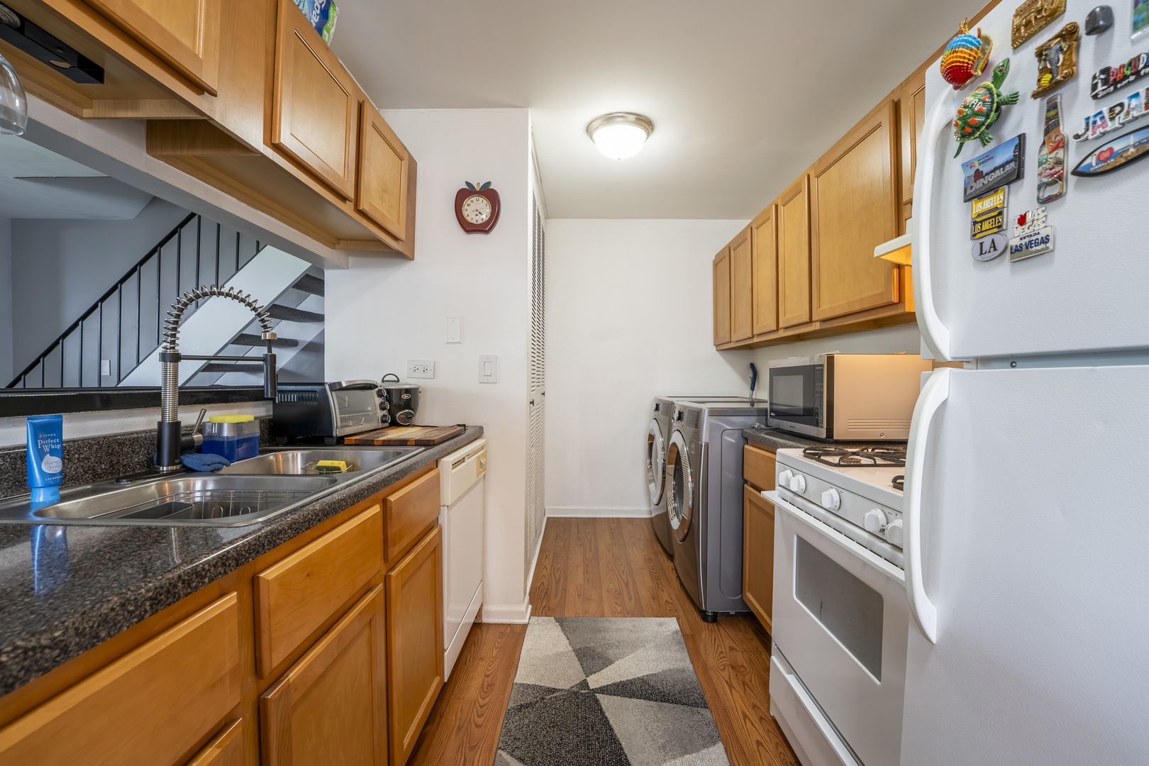 1261 Prairie Avenue #B, Glendale Heights, IL 60139