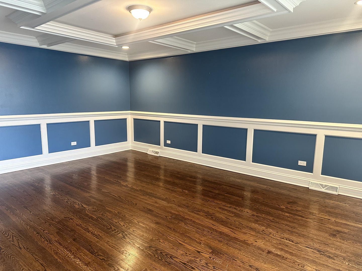 600 Escanaba Avenue, Calumet City, IL 60409