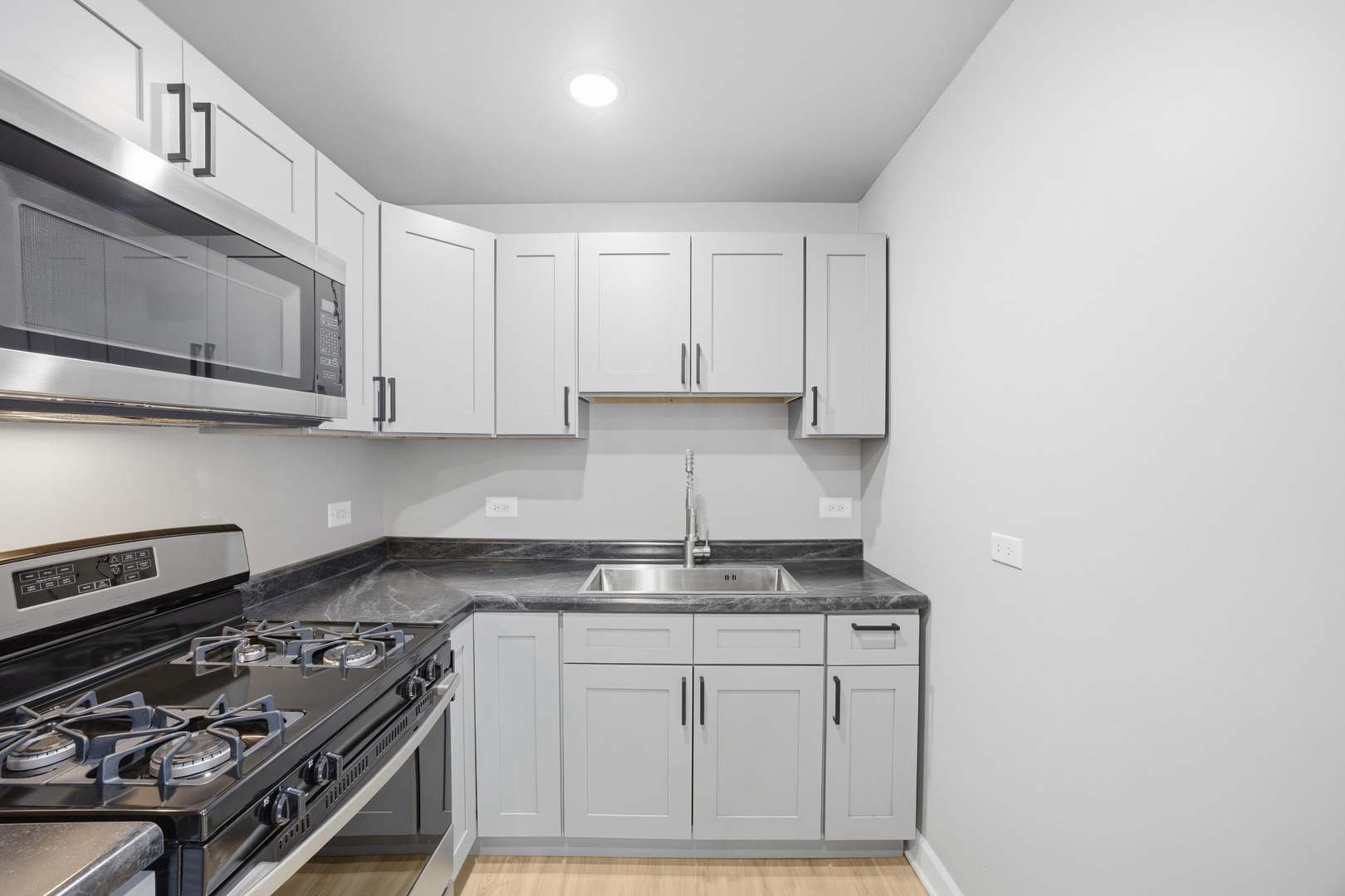 591 Andover Street, Chicago Heights, IL 60411