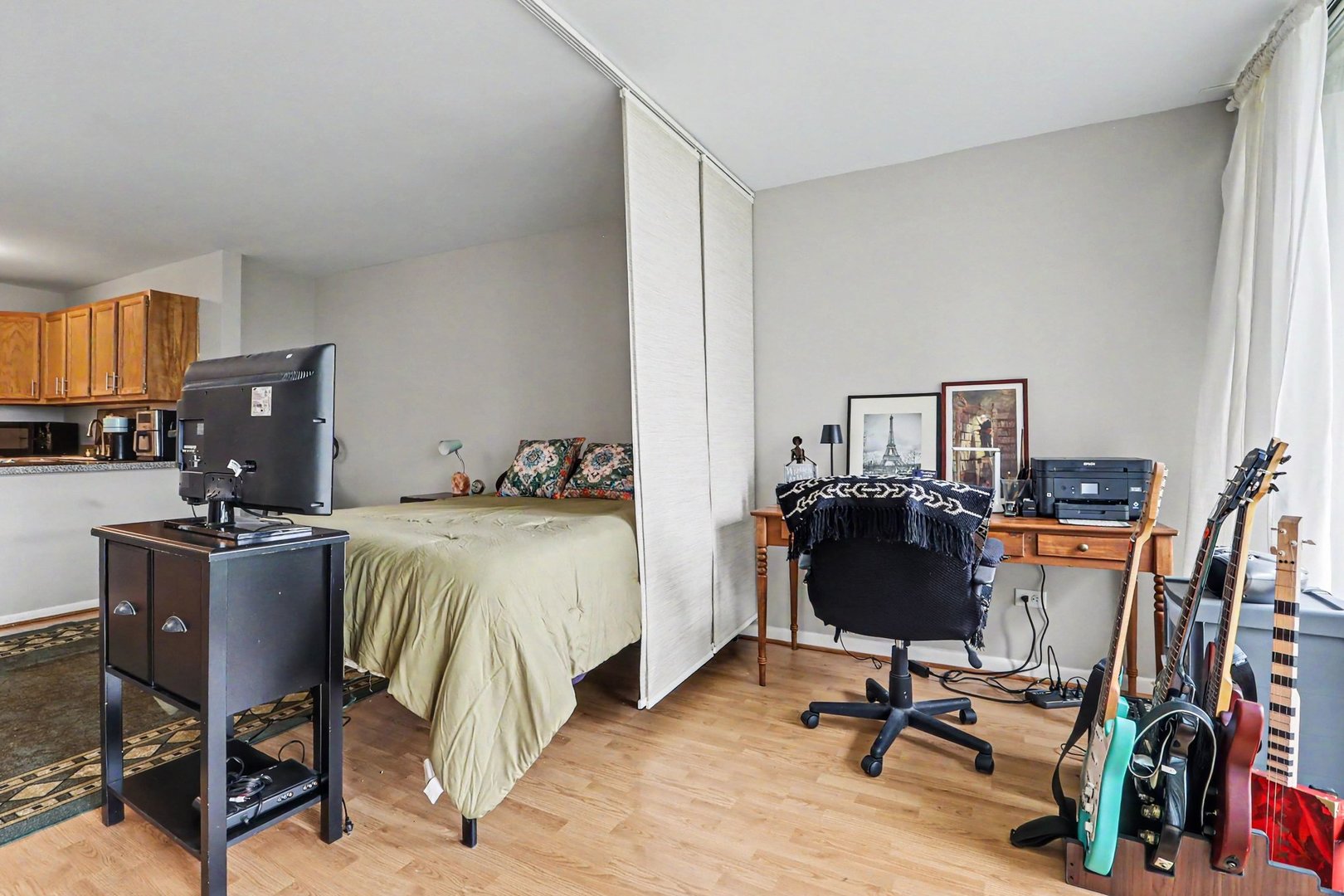 5810 Oakwood Drive #5C, Lisle, IL 60532