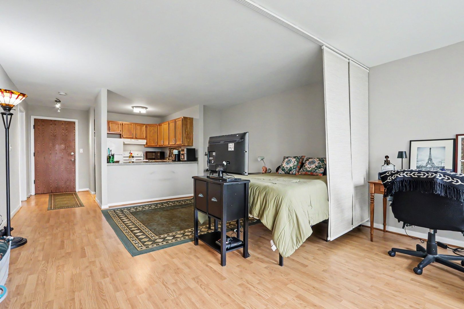 5810 Oakwood Drive #5C, Lisle, IL 60532