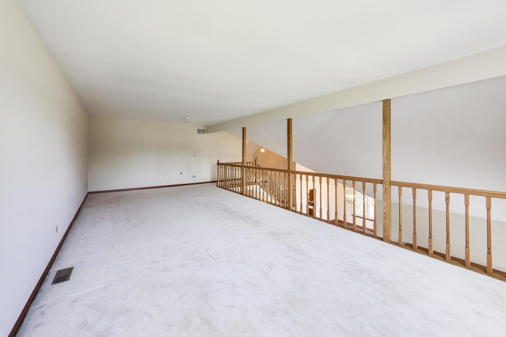 21040 W Hazelnut Lane, Plainfield, IL 60544