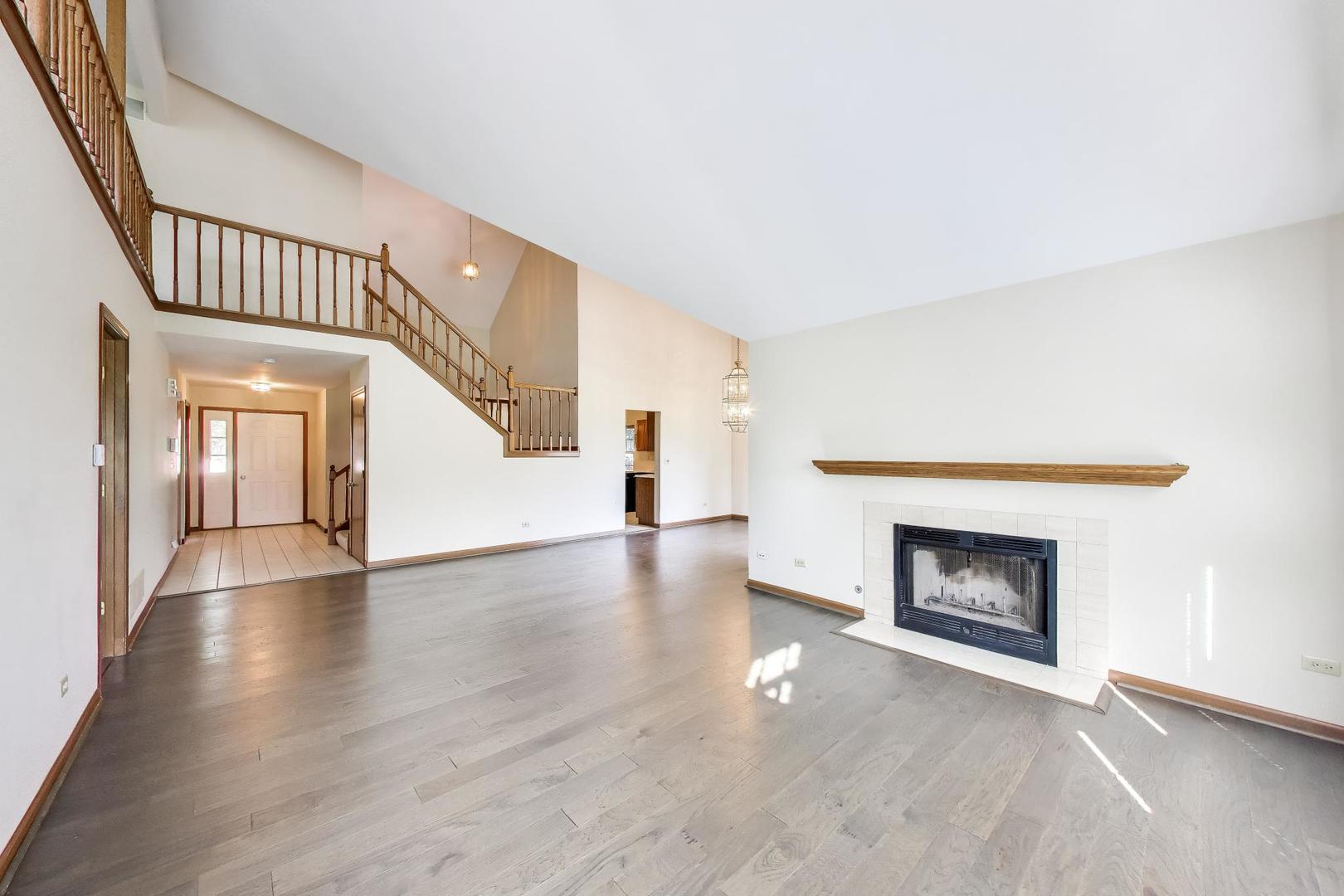 21040 W Hazelnut Lane, Plainfield, IL 60544