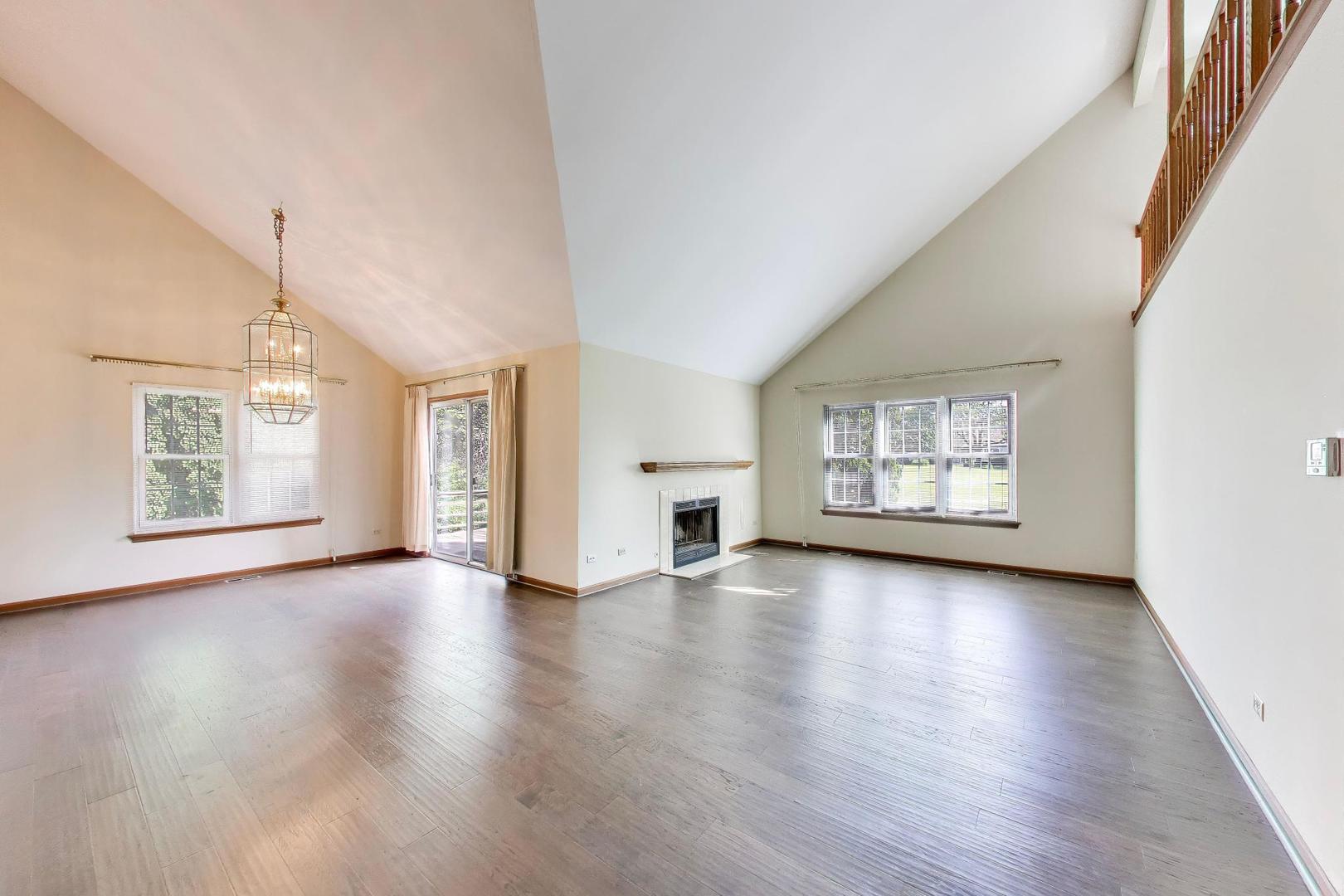 21040 W Hazelnut Lane, Plainfield, IL 60544