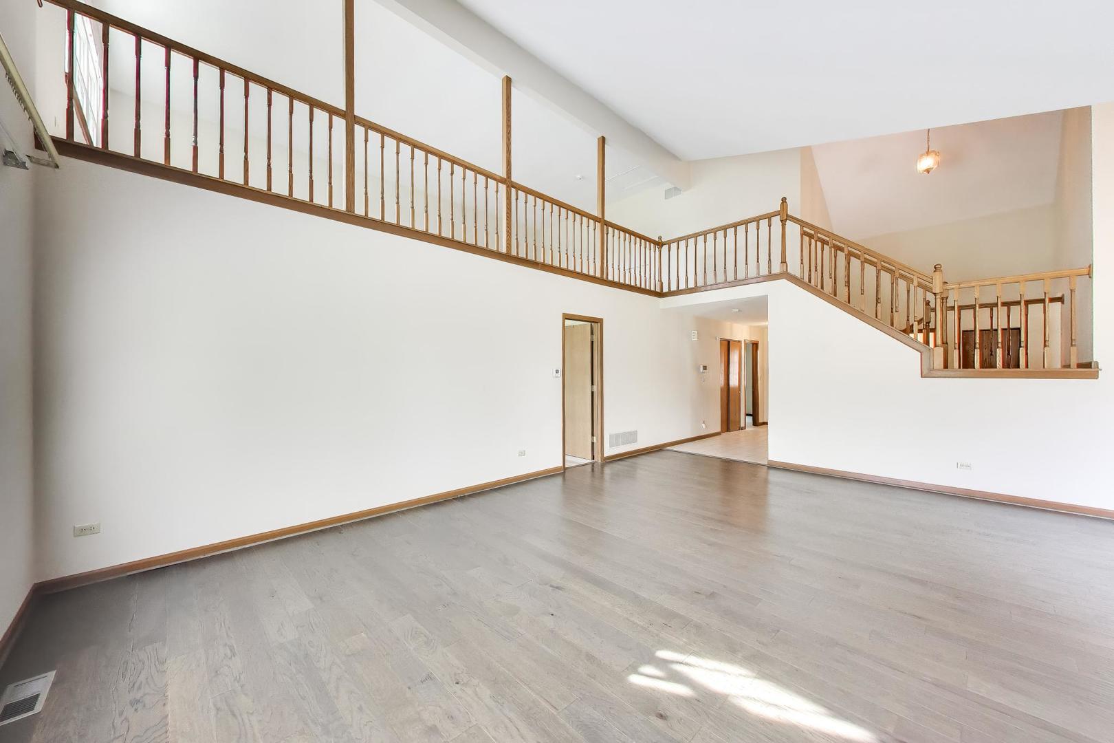 21040 W Hazelnut Lane, Plainfield, IL 60544