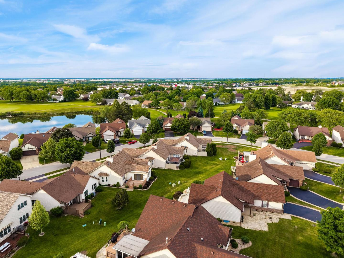 21040 W Hazelnut Lane, Plainfield, IL 60544