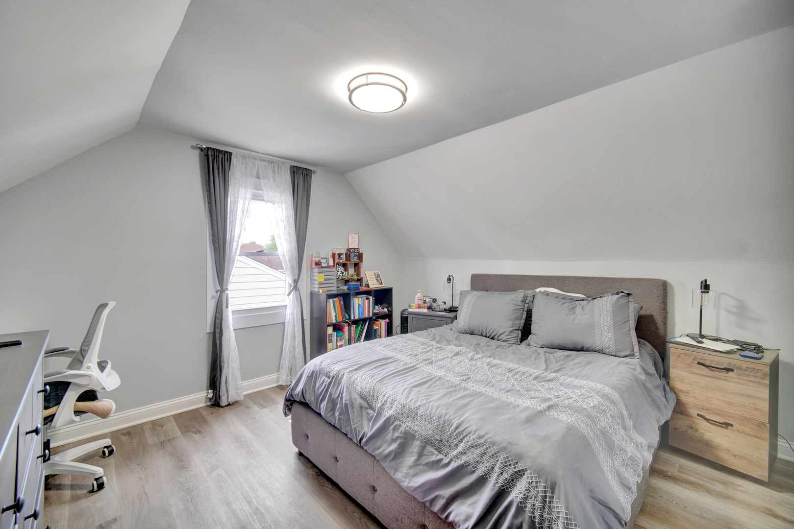 7022 W 114th Place, Worth, IL 60482