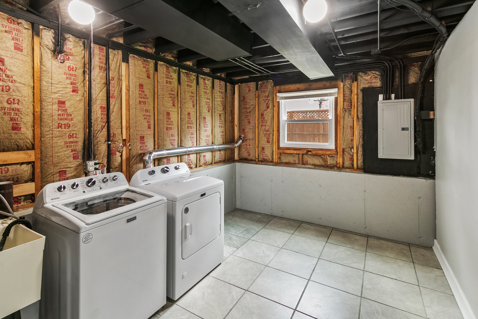 1037 185th Place, Homewood, IL 60430