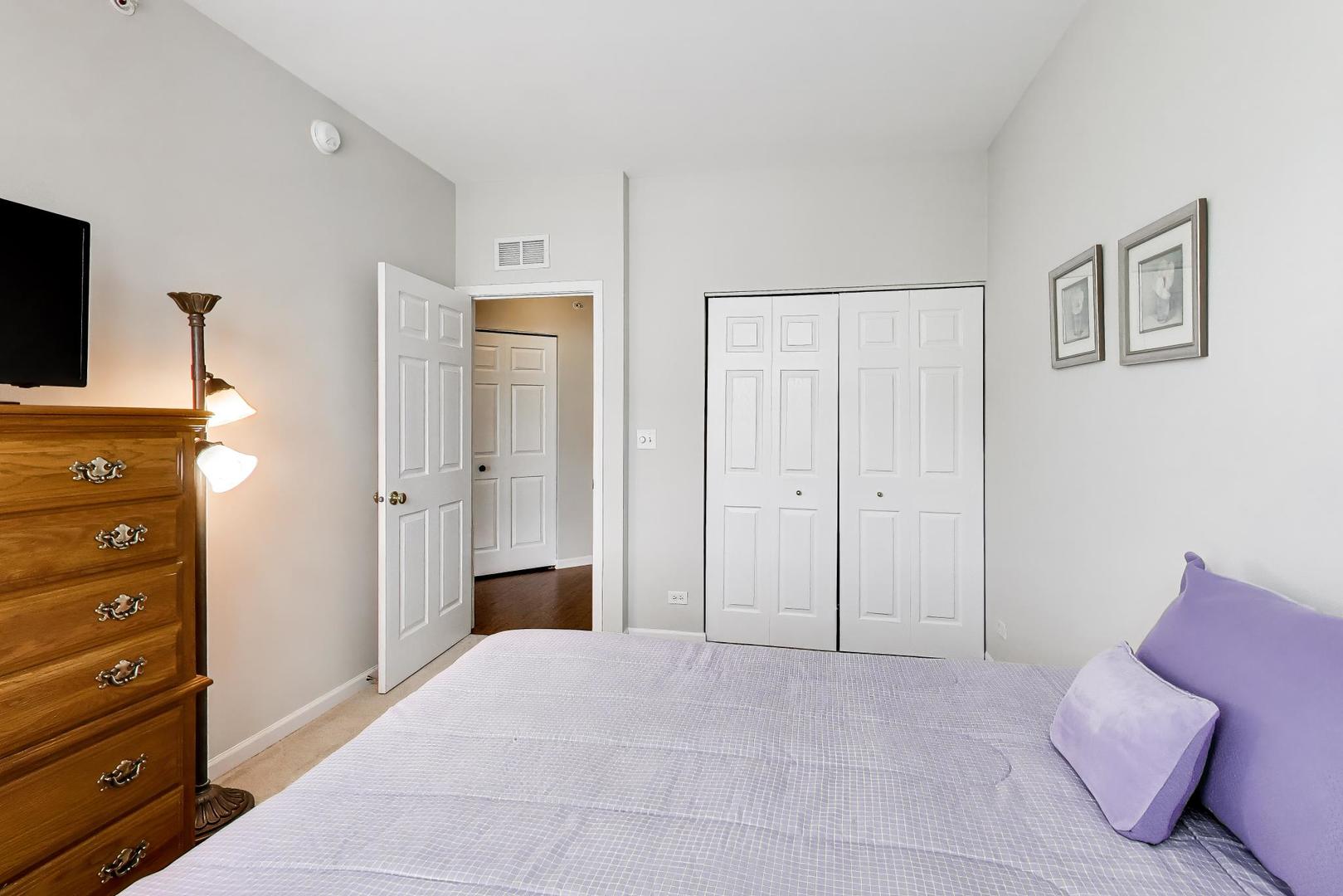 210 Rosehall Drive #250, Lake Zurich, IL 60047