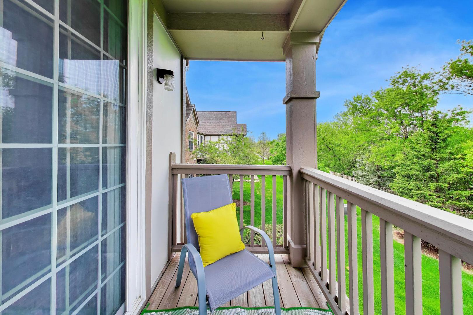 210 Rosehall Drive #250, Lake Zurich, IL 60047