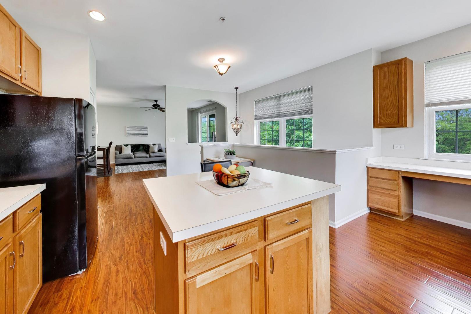210 Rosehall Drive #250, Lake Zurich, IL 60047