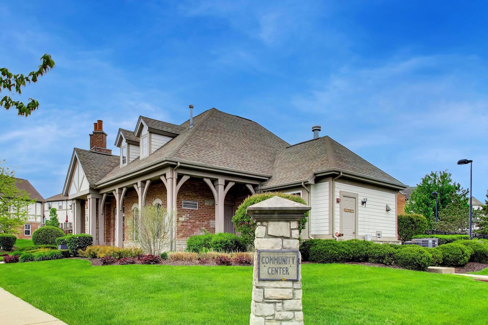210 Rosehall Drive #250, Lake Zurich, IL 60047