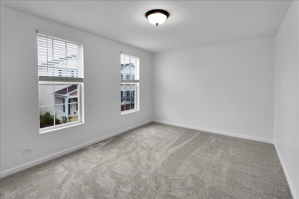 984 Four Seasons Boulevard, Aurora, IL 60504