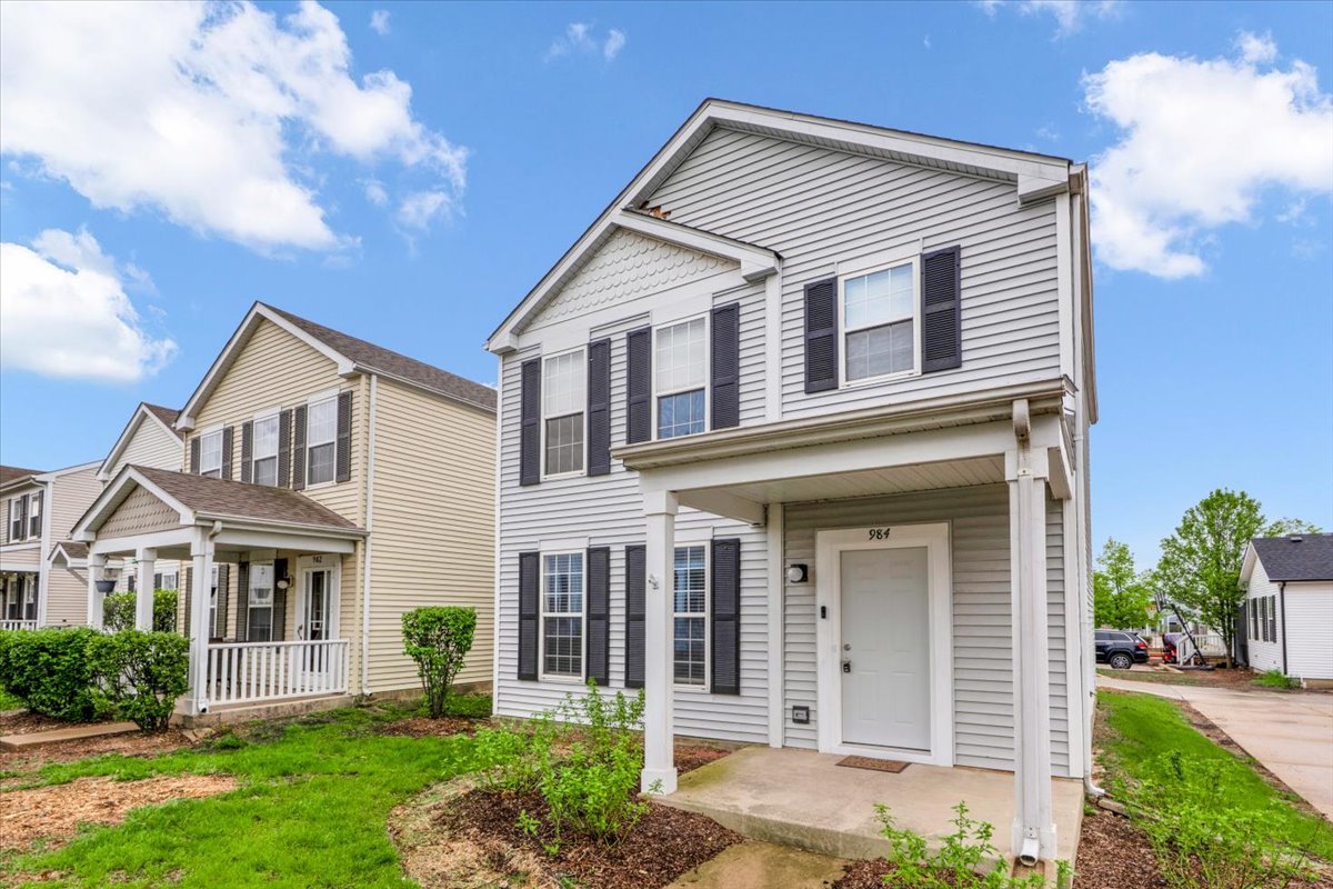 984 Four Seasons Boulevard, Aurora, IL 60504