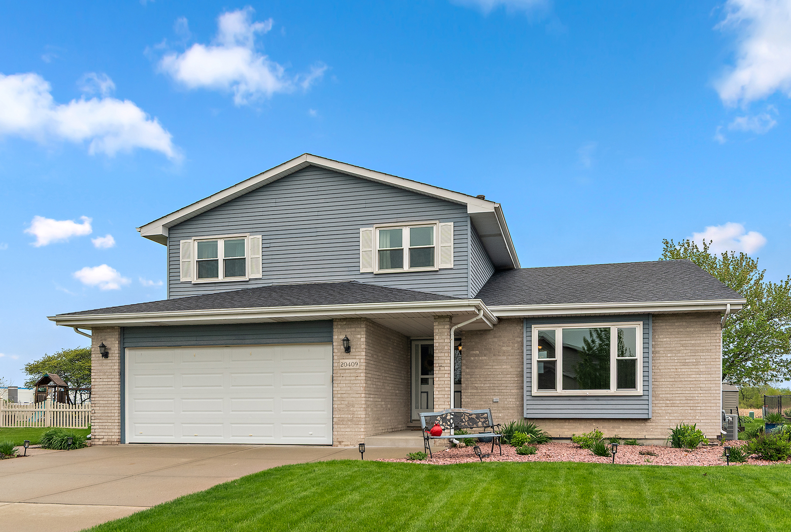 20409 S Hunter Drive, Frankfort, IL 60423