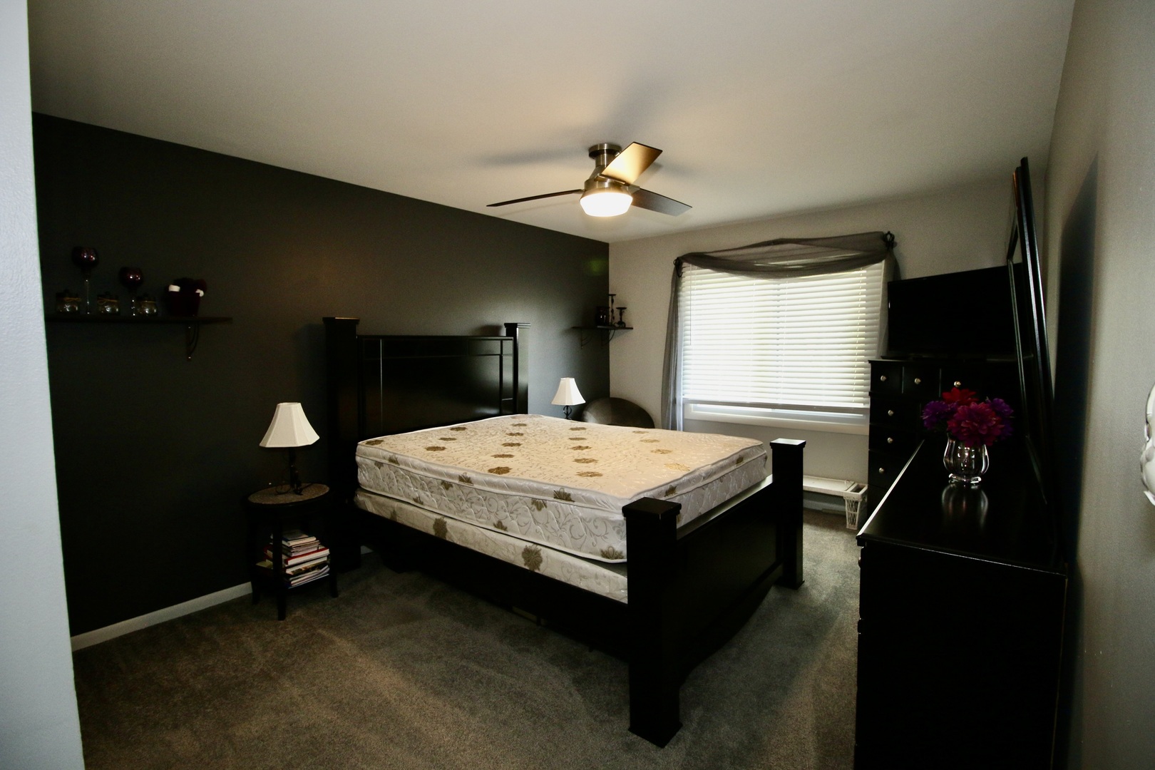 3012 Roberts Drive #5, Woodridge, IL 60517